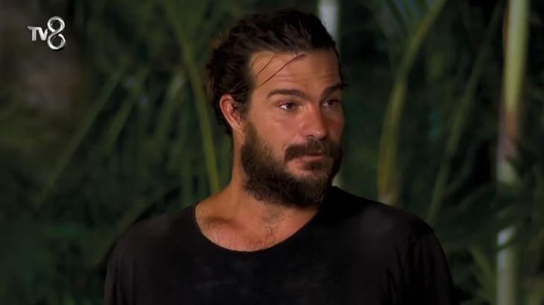 Survivor All Star'a veda eden Hakan Hatipoğlu, kızı Lila'ya kavuştu! Mutluluk gözyaşları