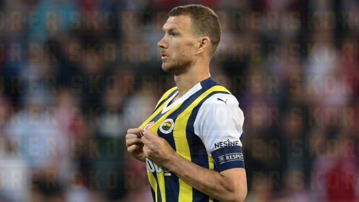 Hakem kararları sinirlendirdi! Edin Dzeko'dan Yunan taraftara Türk bayrağıyla cevap