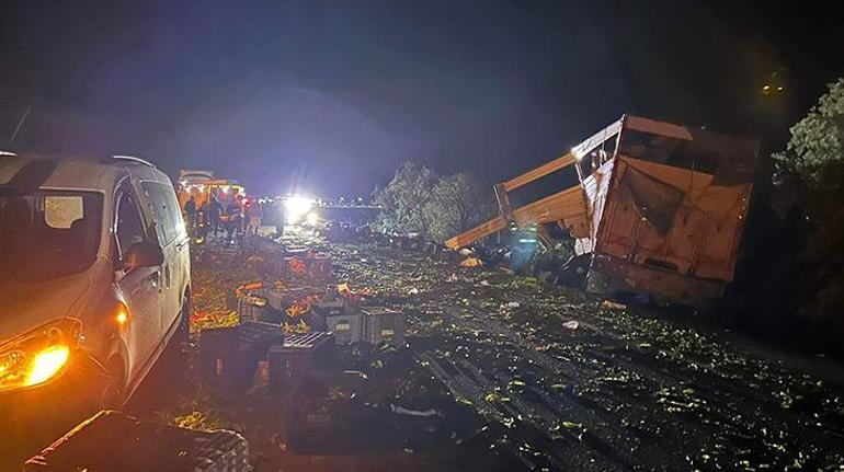 Niğde'de feci kaza! Kamyon ile TIR kafa kafaya çarpıştı