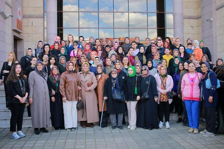 Türkiye'nin en genç belediye başkanı! Mazbatasını aldı görevine başladı