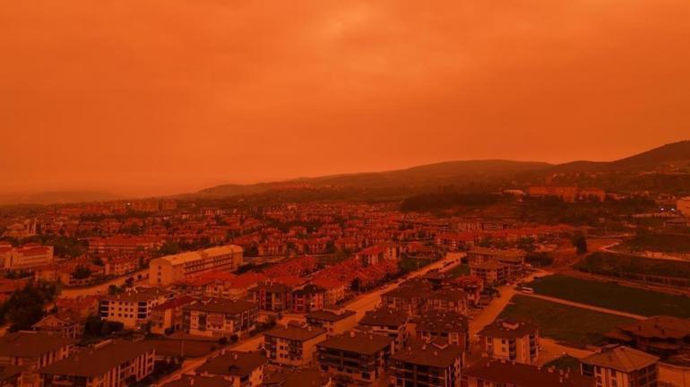 Kentte gökyüzü kırmızıya büründü! Dikkat... Ölüme kadar götürebiliyor