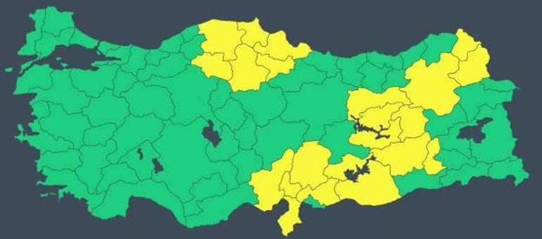 Son dakika... İstanbul'a 1 buçuk saat uzaklıkta! Yazı beklerken kar yağdı